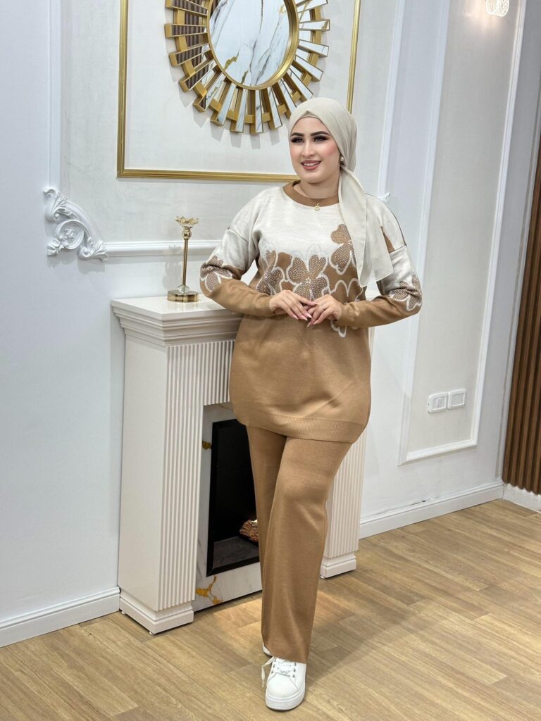 Ensemble laine fleur C11